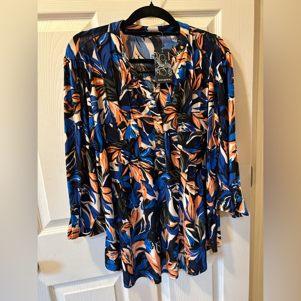 Ava & Grace 1X Blue and Orange Leaf Print Blouse w/Pockets & Roll Tab Sleeve NWT
